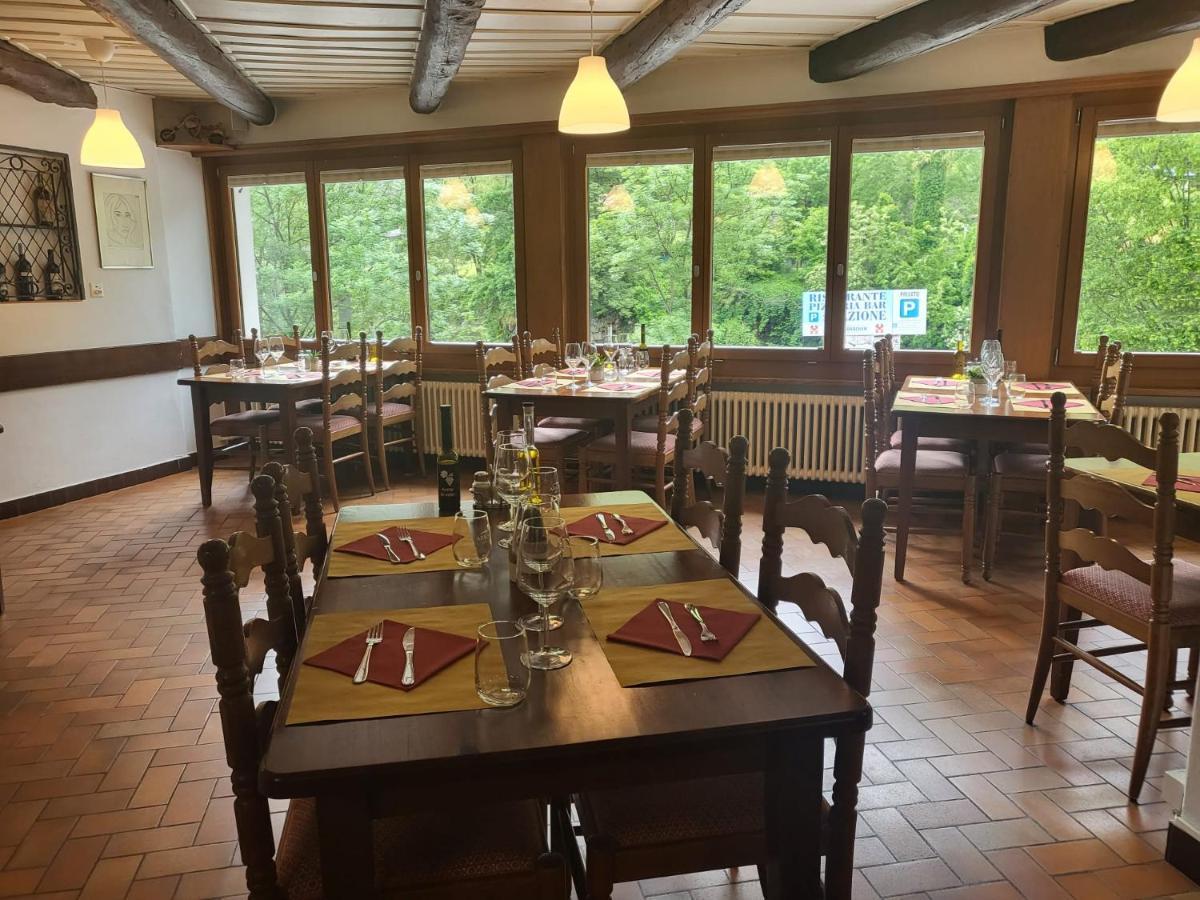 Ristorante Della Stazione Hotel Tegna Luaran gambar