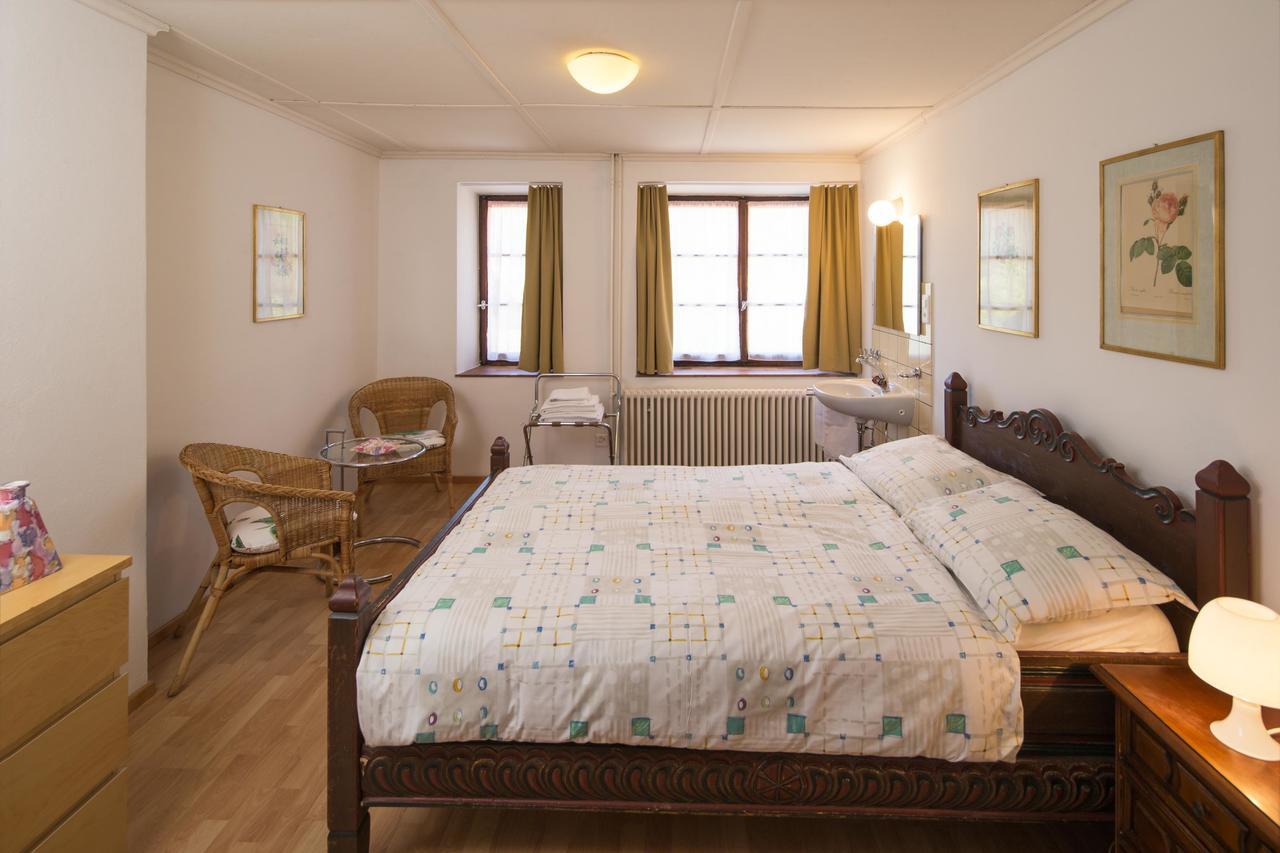 Ristorante Della Stazione Hotel Tegna Luaran gambar